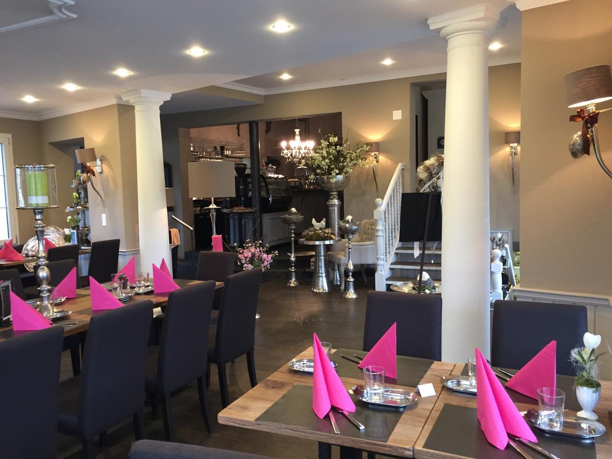 בורגדורף Landcafe Mit Mini Hotel מראה חיצוני תמונה